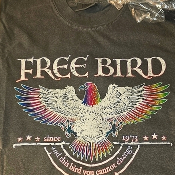 Free Bird Printed Graphic Band T-shirt By Refinery Number One S,M,L  NWT$74 - Picture 4 of 8